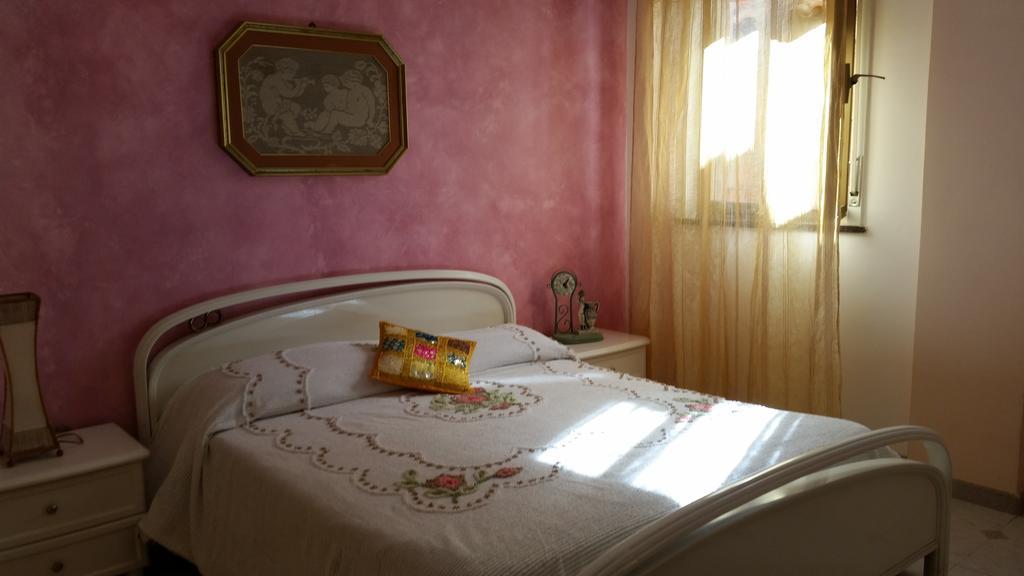 Appartamento Maria Giovanna Giardini-Naxos Habitación foto