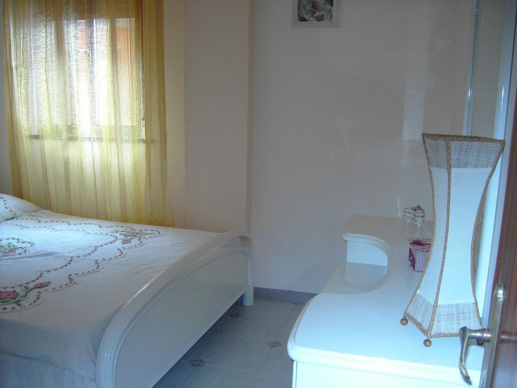 Appartamento Maria Giovanna Giardini-Naxos Habitación foto